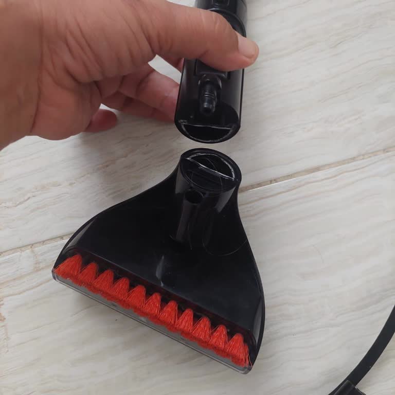 Bissell Spotclean Pro Başlığının Kırılması Ve Uzun Süreli Çözüm Beklentisi