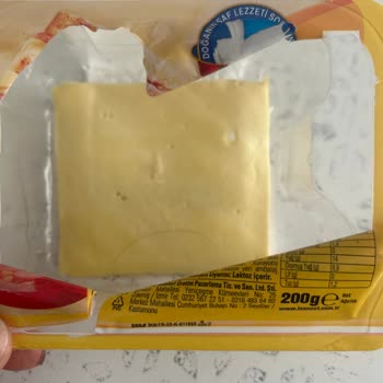 Derince Şubesinde Tost Peynirinde Saç Keşfi Hijyen İhlali