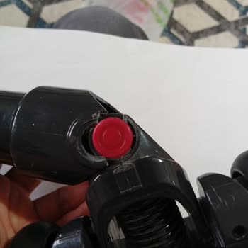Tefal Şarjlı Dikey Süpürge Başlık Düğmesinin Kendiliğinden Çıkması Ve Ücretli Değişim İtirazı