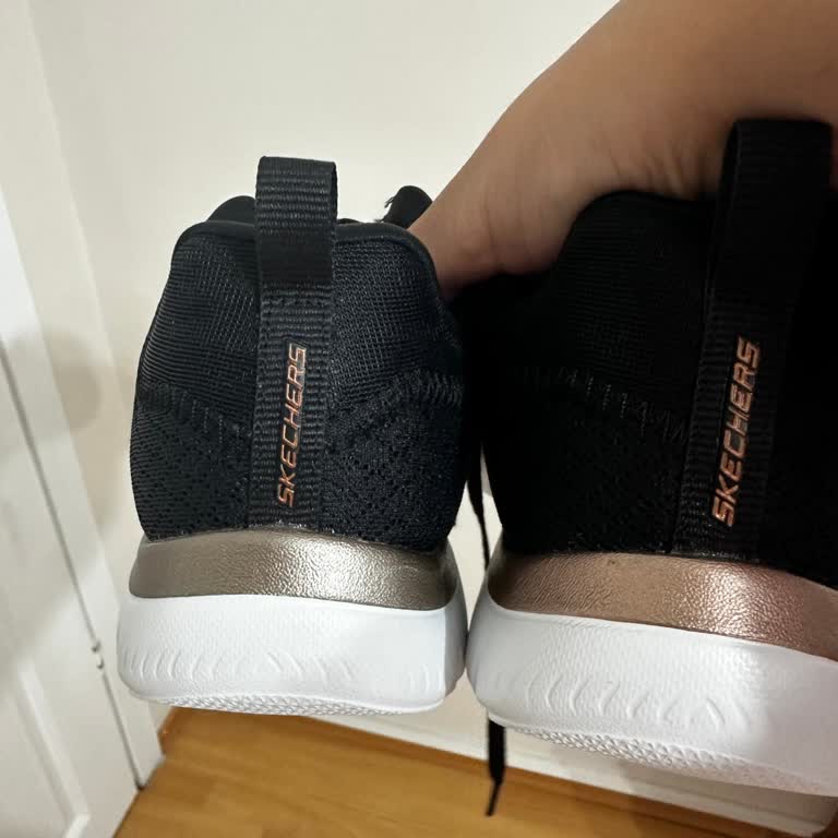 Boyner'den Gelen Ayıplı Skechers Ayakkabı Ve Mağazaya Götürülme Zorunluluğu
