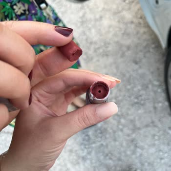 Maybelline Rujunun İlk Kullanımda Kırılması Ve Değişim Talebi