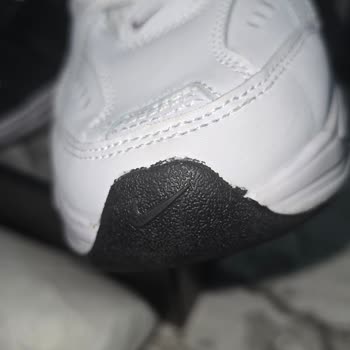 Orijinal Olmayan Nike Ayakkabının Ücretsiz Değişimi Talebi