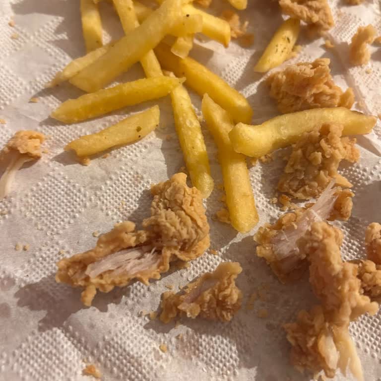 Popeyes Şubesinde 45 Dakikada Kurumuş Nuggetslar Ve İade Beklentisi Yok