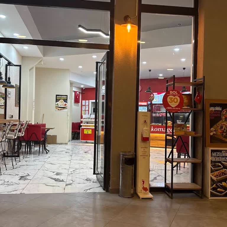 Komagene Yahşihan Şubesinde Yeni Çalışanın Soğuk Ve İsteksiz Tavırları