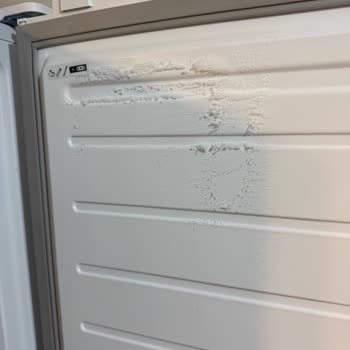 Kapak Lastiği Hatalı Ve Servis Çözümü Kabul Edilemez, Değişim İstiyorum