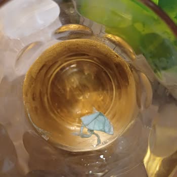 İhsaniye Şubesinde Küflü Aroma Ekşi Elma İçeceği