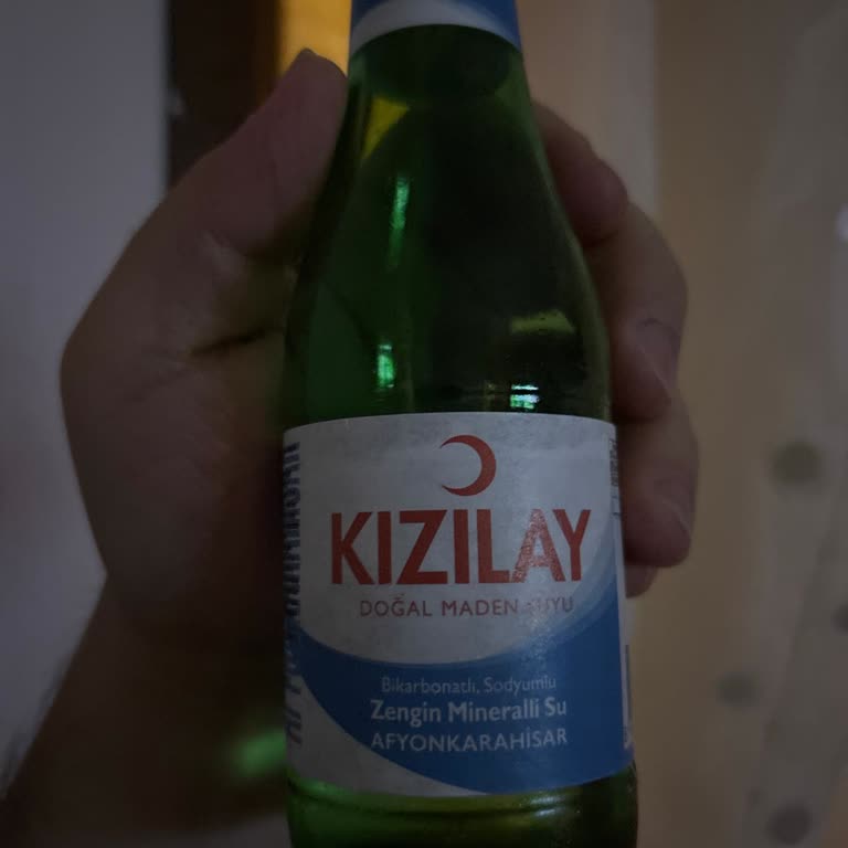 Snowy Market Kızılay Doğal Maden Suyunun Gazsız Çıkması