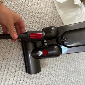 Dyson V12 Modelinde Uyumsuz Parça Montajı Sorunu