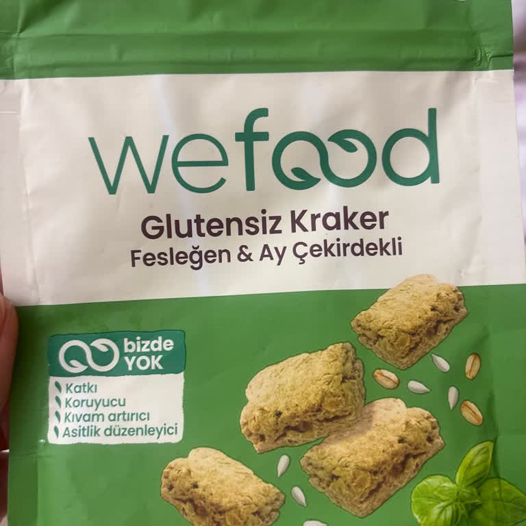 Wefood Glutensiz Krakerde Tadın Ve Kıvamın Değişkenliği, Bayat Koku Ve Üretim Tarihi Eksikliği