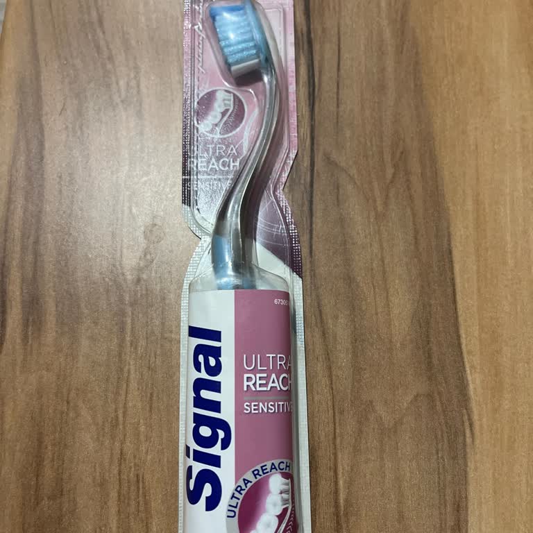 Signal Ultra Reach Sensitive Diş Fırçası Bulunamıyor