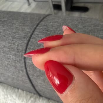 İpek Kirpik Ve Protez Tırnakta Erken Dökülme, İade Ve Özür Talebi