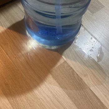 Patlayan 19 Litre Damacana Evimi Suyla Doldurdu Ücretsiz Değişim İstiyorum