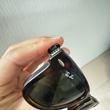 Atasun Optik'te Teslim Edilen Gözlüğe Personel Çatlak Ve Renk Değişikliği Kabul Edilmedi