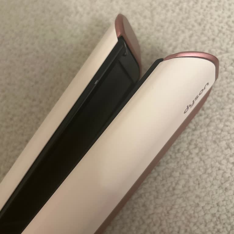 Teslim Aldığım Dyson Airstraight Üzerindeki Çizik İçin Değişim İsteğim Reddedildi