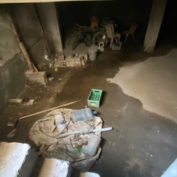 İZSU’nun Eski Su Hattını İptal Etmemesi Binamızı Su Basıyor