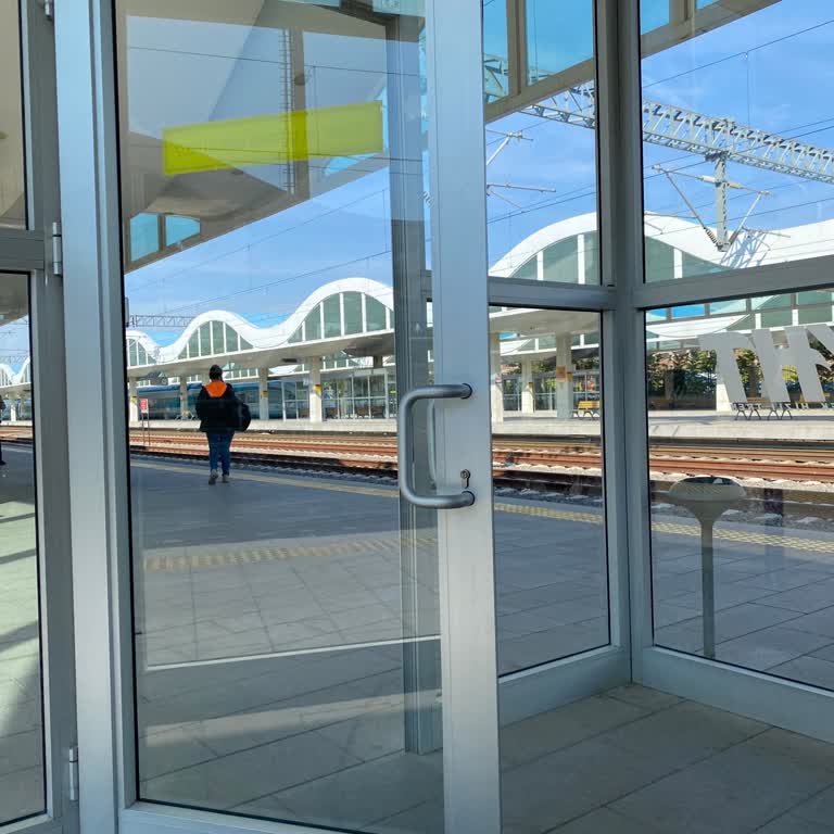 TCDD Yüksek Hızlı Tren Gecikmesi Önemli Randevumu Kaçırttı