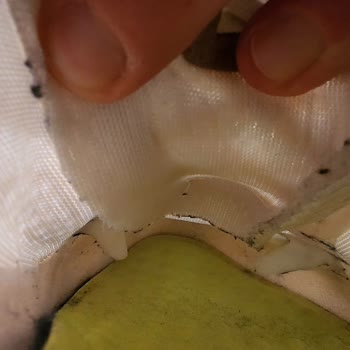 Astar Parçalarının Sarkması Nedeniyle Konforsuz Ayakkabı Ve Değişim Talebi
