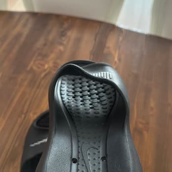 Nike Terlikte Hızlı Deformasyon Ve Haksız İade Reddi