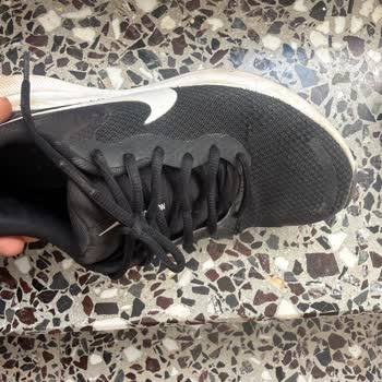 Nike Ayakkabısında Erken Yırtılma Ve Mağazanın Garanti Reddi