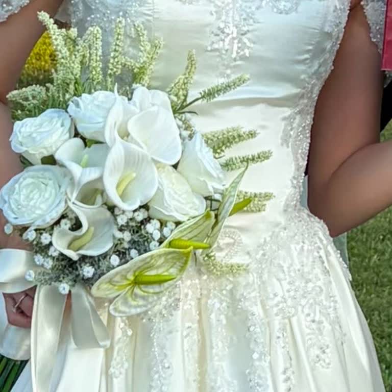 Endi Bridal Şubesinde Yanlış Dikim, Kırık Gelinlik Ve Kaba Personel