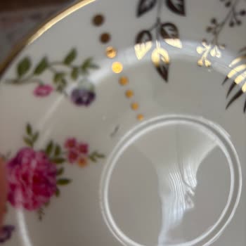 Değerli Home Kırık Ve Defolu Ürün Gönderimi, Yardımcı Olmayan Satıcı