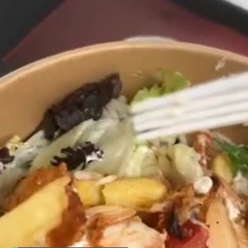 Usta Dönerci Kıl Veya Saç Var İçinde!