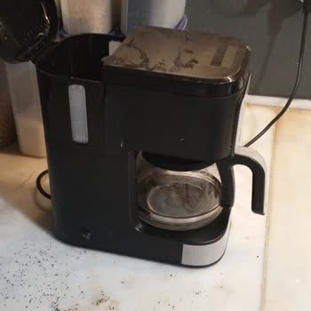 Karaca Filtre Kahve Makinesi Sürekli Arızalanıyor Ve Müşteri Hizmeti Üslubu Kabaca
