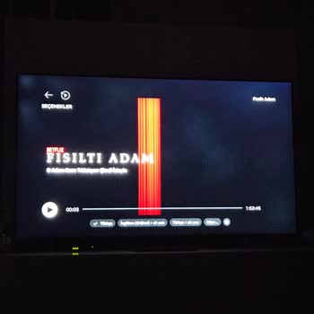 Mini LED Samsung TV'de Bulutlanma Ve Işık Sızması Sorunu