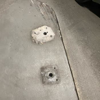 Emaar AVM Otoparkında Metal Parçalar Nedeniyle Lastik Patlaması Ve Tazmin Talebi