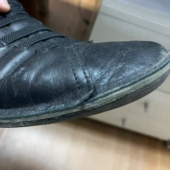Faturası Gönderilmeyen Defolu Ayakkabı İçin Garanti Talebi Ve Satıcı Cevapsızlığı