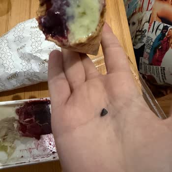 Mado Dondurmasında Taş Parçası Bulunması Sağlık Riskine Dikkat Çekiyor