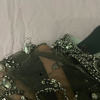 Zera Abiye’den Gelen Yırtık Abiyeler Ve İade Reddi