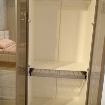 Eksik Gardırop Parçaları Ve Pantolon Askısı İçin İki Ay Çözüm Bekleyişi