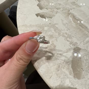 Swarovski Yüzükte Hızlı Renk Solması Ve Küf Oluşması Nedeniyle Ücretsiz Değişim Talebi