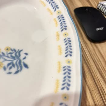 Baskısı Bozuk Sofra Seti Ve Kargo Teslimatı İadesi Engeli