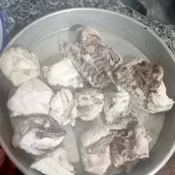 Tam Tavuk Siparişinde Eksik Ve Yanlış Parçalar Gönderildi, Çözüm Sunulmadı