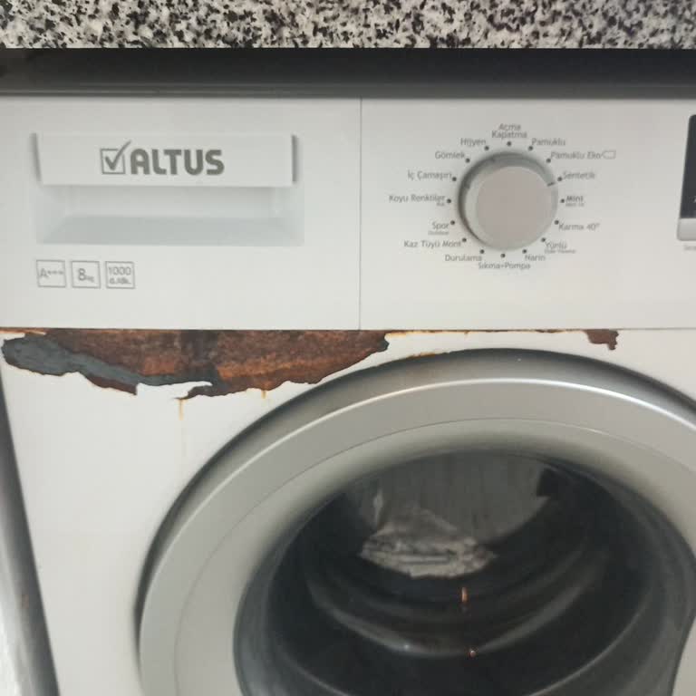 Altus Çamaşır Makinesinin Deterjan Haznesinde Erken Paslanma Ve Soyulma