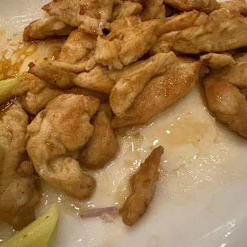 Hijyen Ve Gıda Güvenliği İhlali Tavuk Dünyası'nda Soğuk Çorba, Kemik Ve Yabancı Madde
