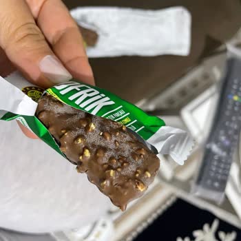 Bozuk Gofrik Antep Fıstıklı Çikolatalı Gofrette Şekerlenme Ve Küflenme