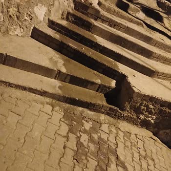 Patlayan Gider Borusu Ve Zehirli Koku: Güveç Dede Yokuşunda Acil Çözüm Bekleniyor