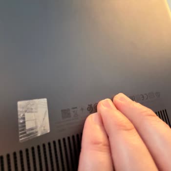 Lenovo Yoga 7 Ekran Mentese Hasarı İçin 25.000 TL Üzeri Masraflar Ve Teslimat Gecikmesi