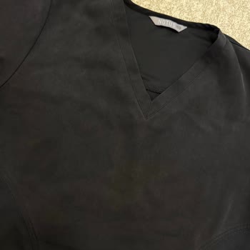 Notus Aero Scrubs’un Renk Açılması Ve Cevapsız Müşteri Desteği