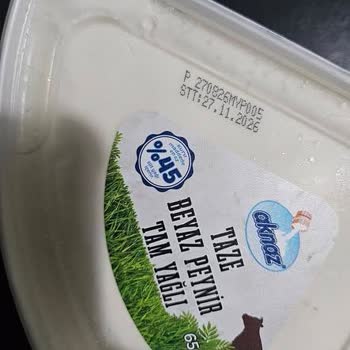 Aknaz Tam Yağlı Peynirinde Cam Parçası Keşfedildi, Acil Geri Çağırma Gerekiyor