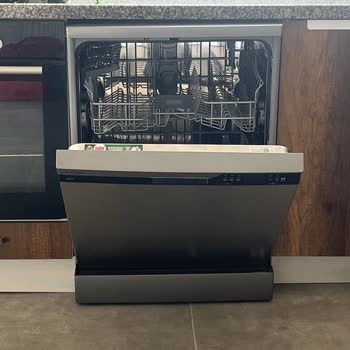 Arçelik Bulaşık Makinesinin Kurulumdan İtibaren Yamuk Kapak Ve Kasa, Değişim Talebi