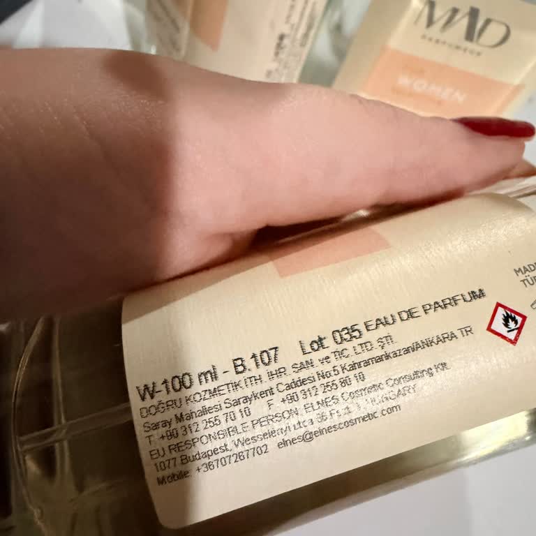 B107 Numaralı 100 Ml Parfüm Kokusuz, İade Ve Değişim İstiyorum