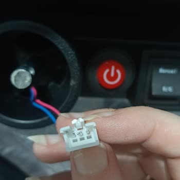 Kusurlu Akülü Araba Ve Ağır Kutu İçin Evden Kargo Alımının Olmaması