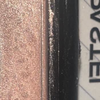 Pastel Daylong Highlighter Küflendi Sağlık Endişesi