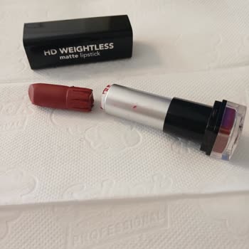 Flormar HD Weightless Matte Ruj Kırıldı Dayanıklılık Sorunu