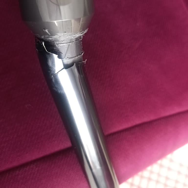 Dyson V12 Süpürge Borusu Kırıldı, Garanti Kapsamında Çözüm Talebi
