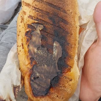 Yanmış Ve Yün Benzeri Madde İçeren Paket Ekmeğe Hijyen Şikayeti